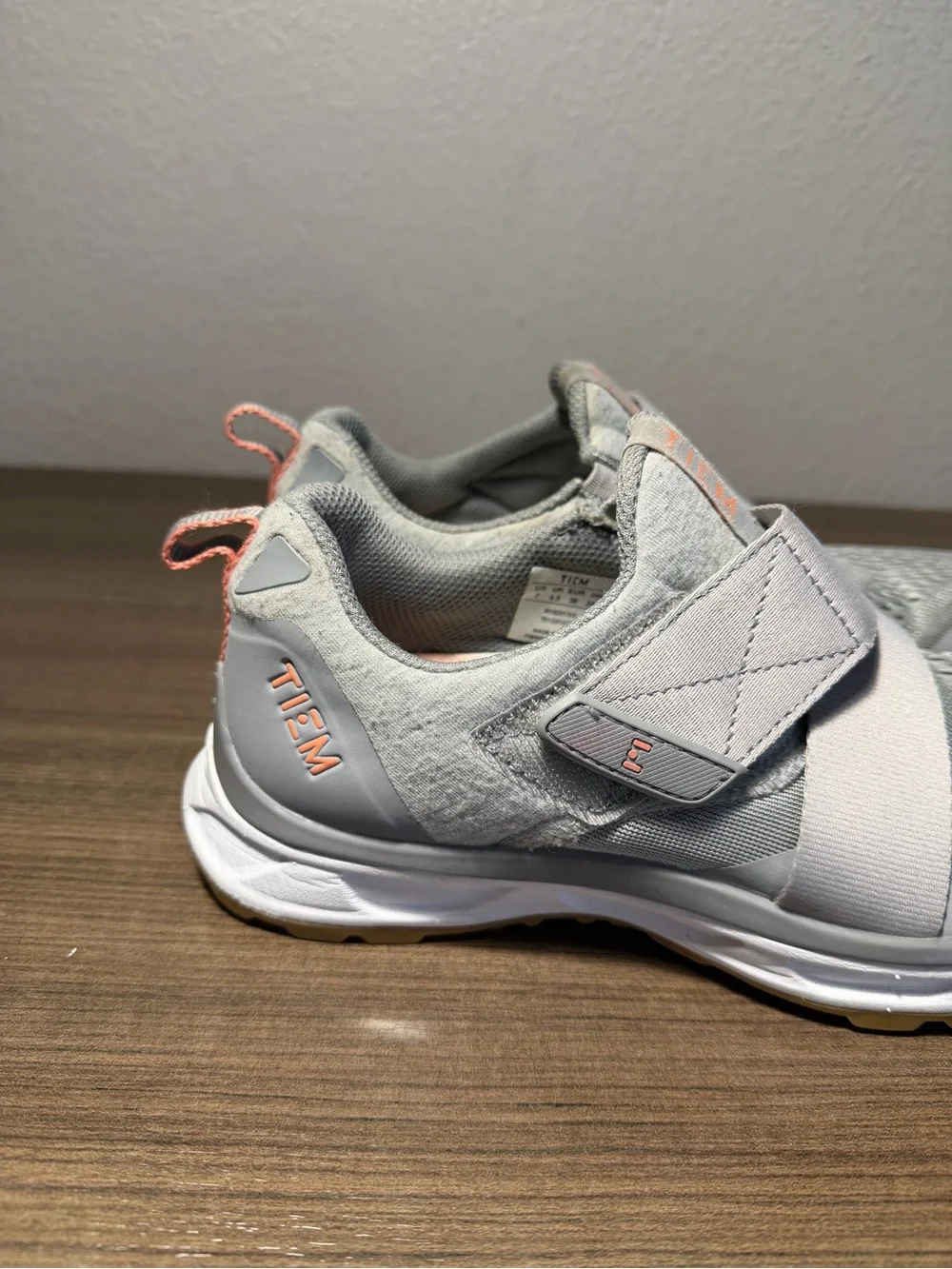 Tiem Slipstream Cycling Shoes Gray Bicycle Spin Indoor size 7